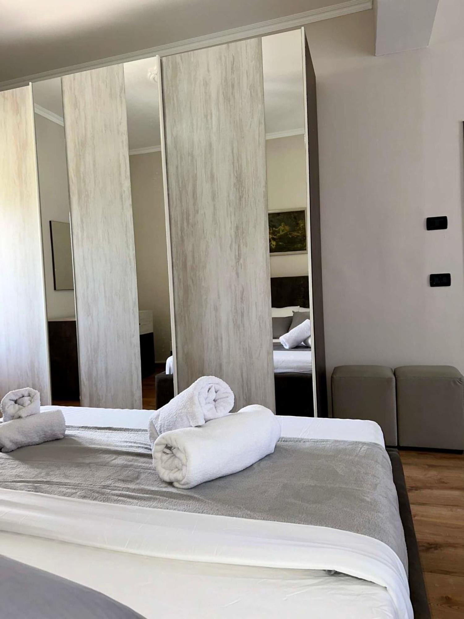 Guest House Pulake Berat Zewnętrze zdjęcie