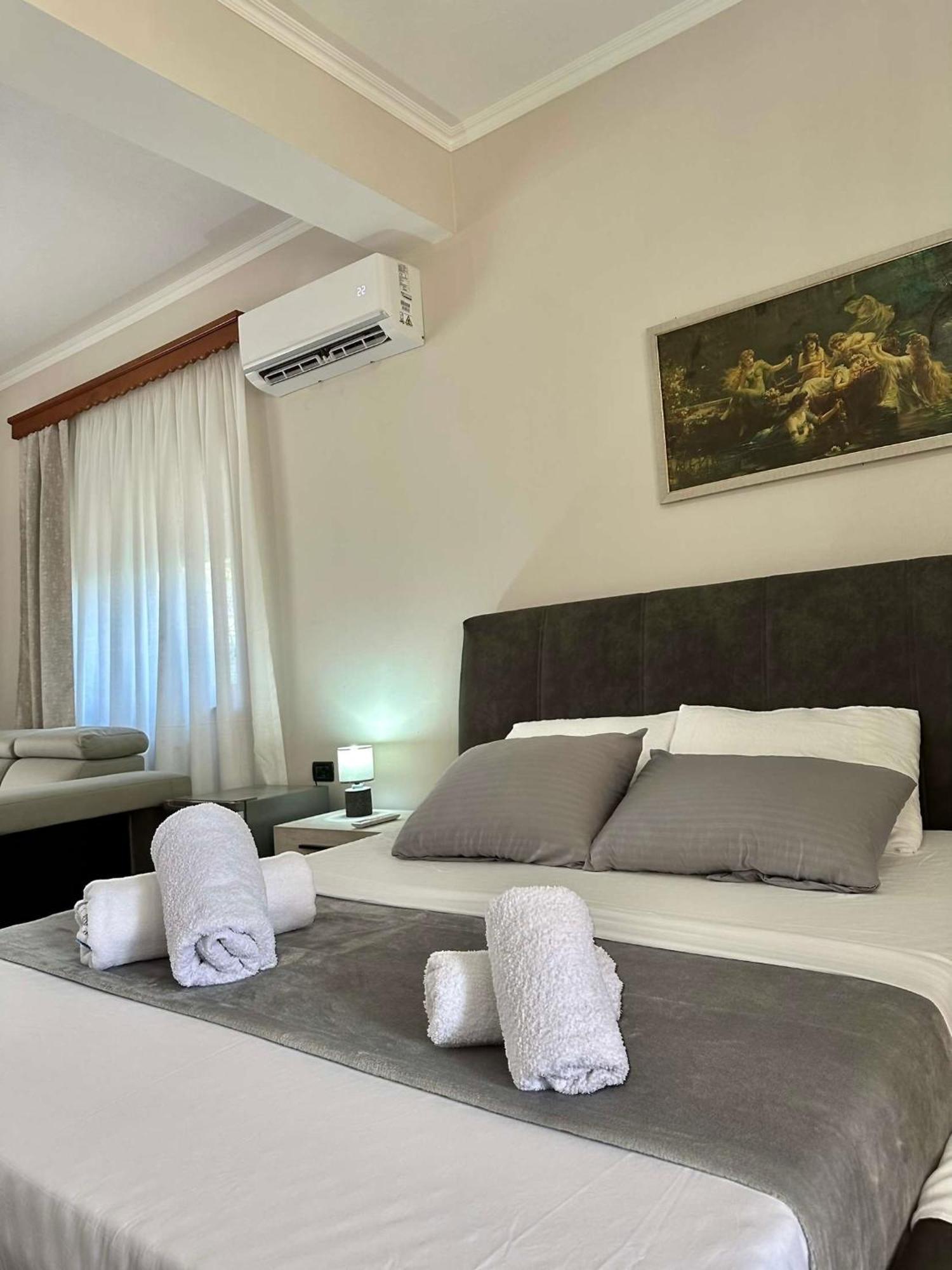 Guest House Pulake Berat Zewnętrze zdjęcie
